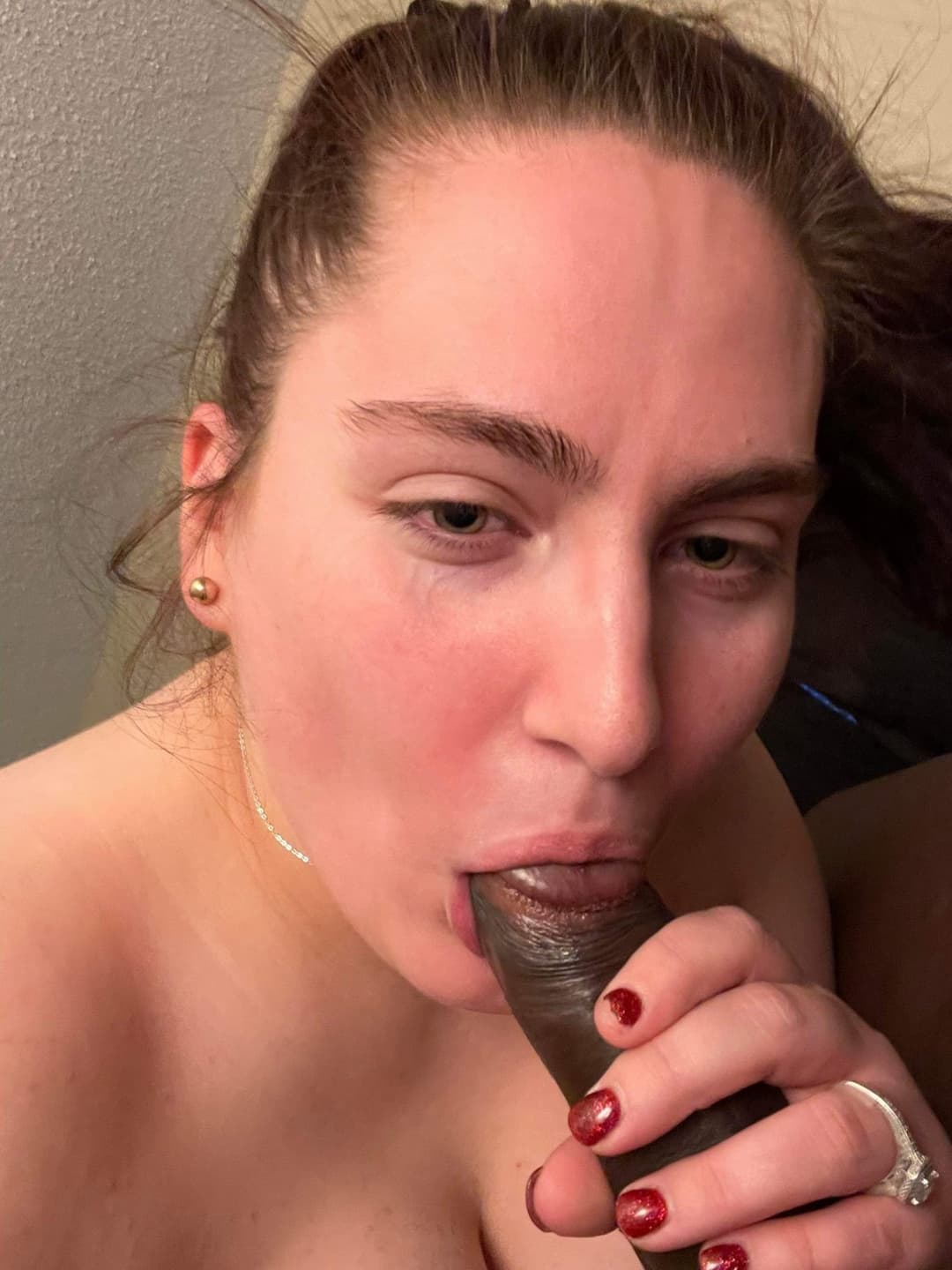 Recognize this Kansas City slut? Kik theredskystriker for a reward +++feargasm and showoffs