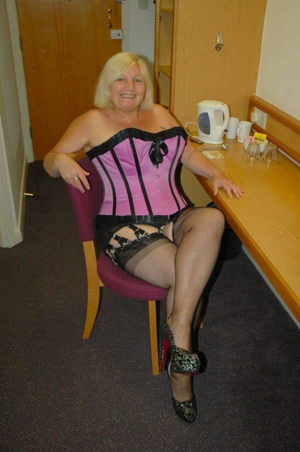 Uk mature blonde corset wife