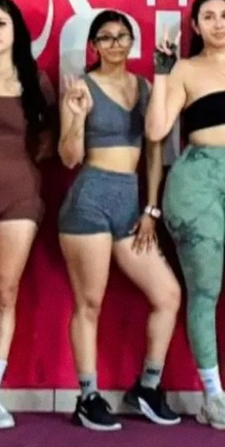 Click to view full size Bffs?❤️