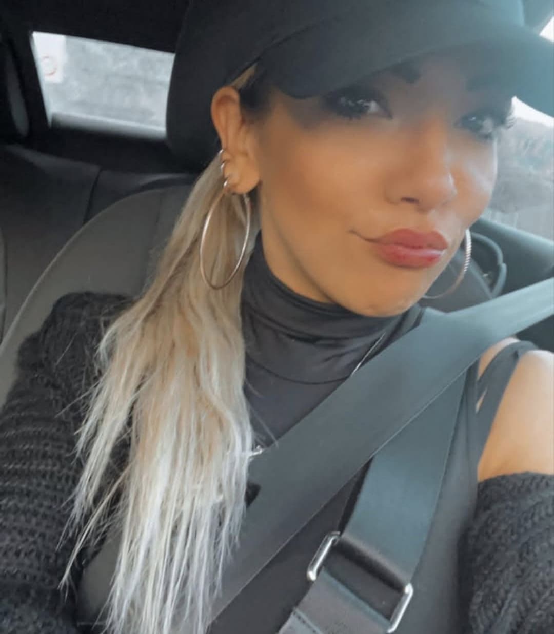 Click to view full size Cheating BBC muslim big ass wife got fucked by her coworker on business vacation