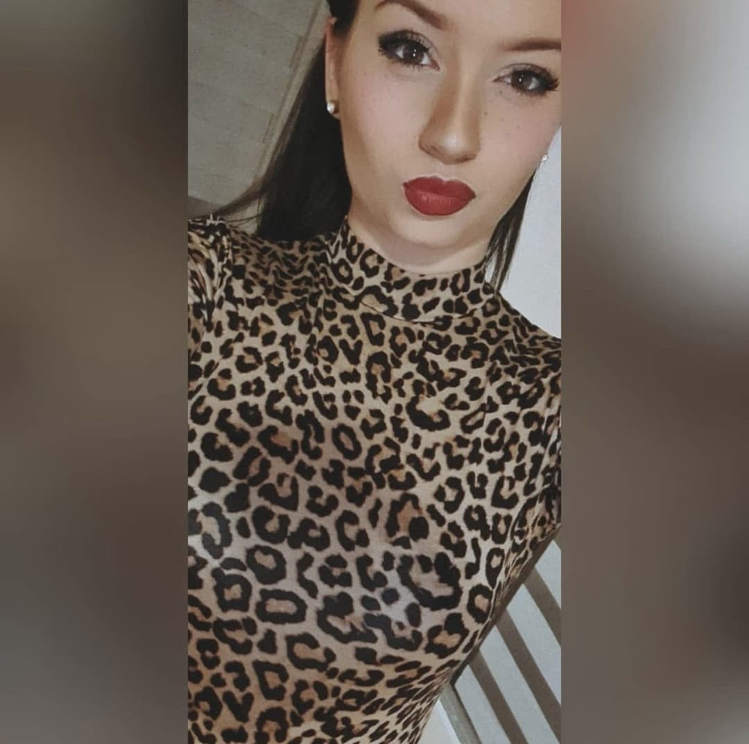 Analslut need help daddys repost for more