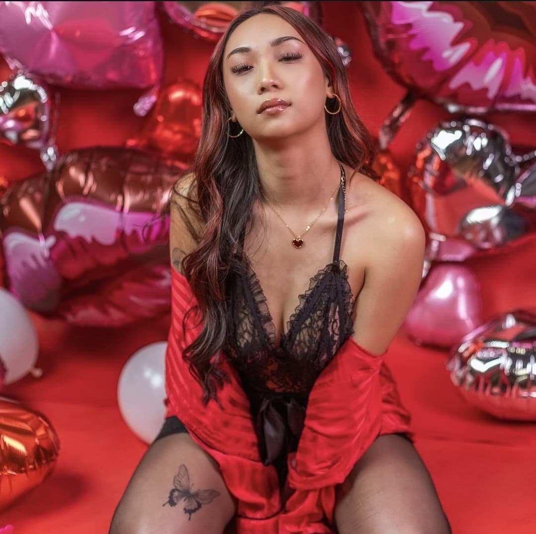 sexy asian slut Leanna