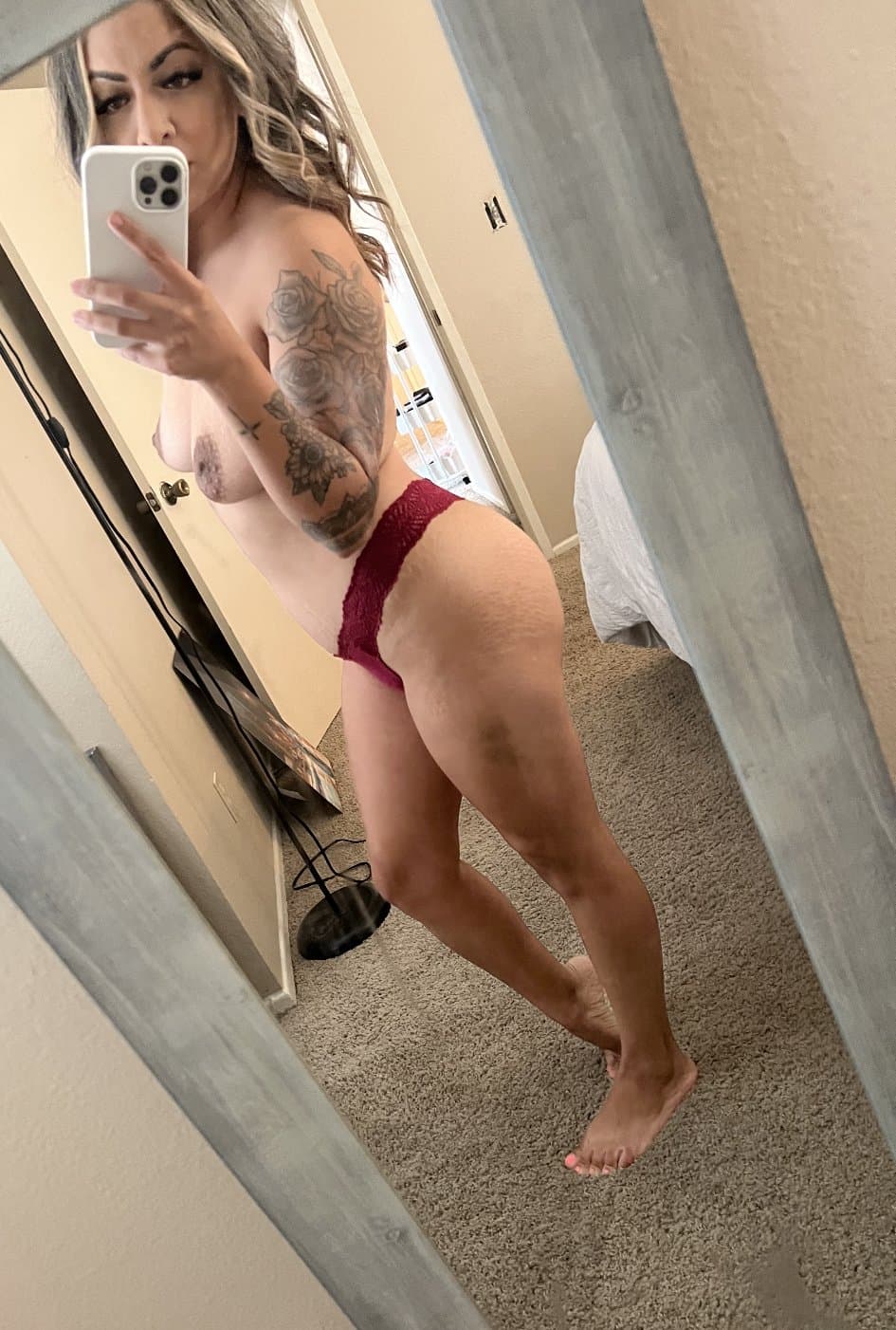 Mommy needs her titties sucked