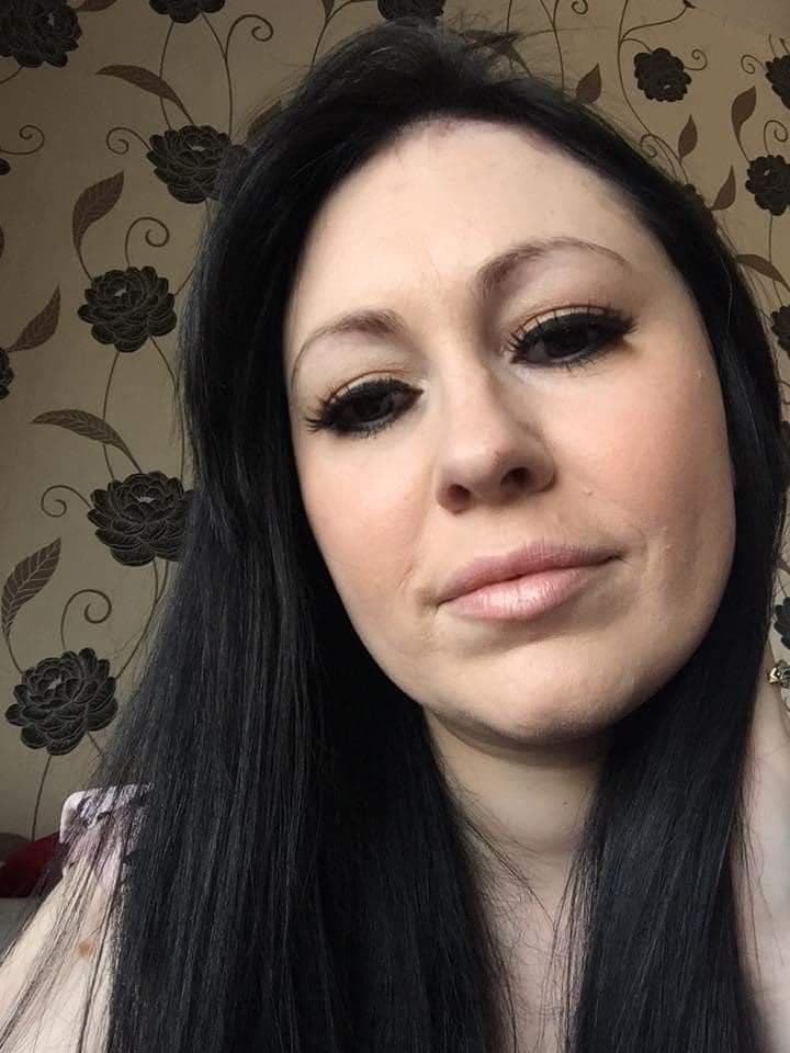 Stupid married uk slut kerry in all her glory