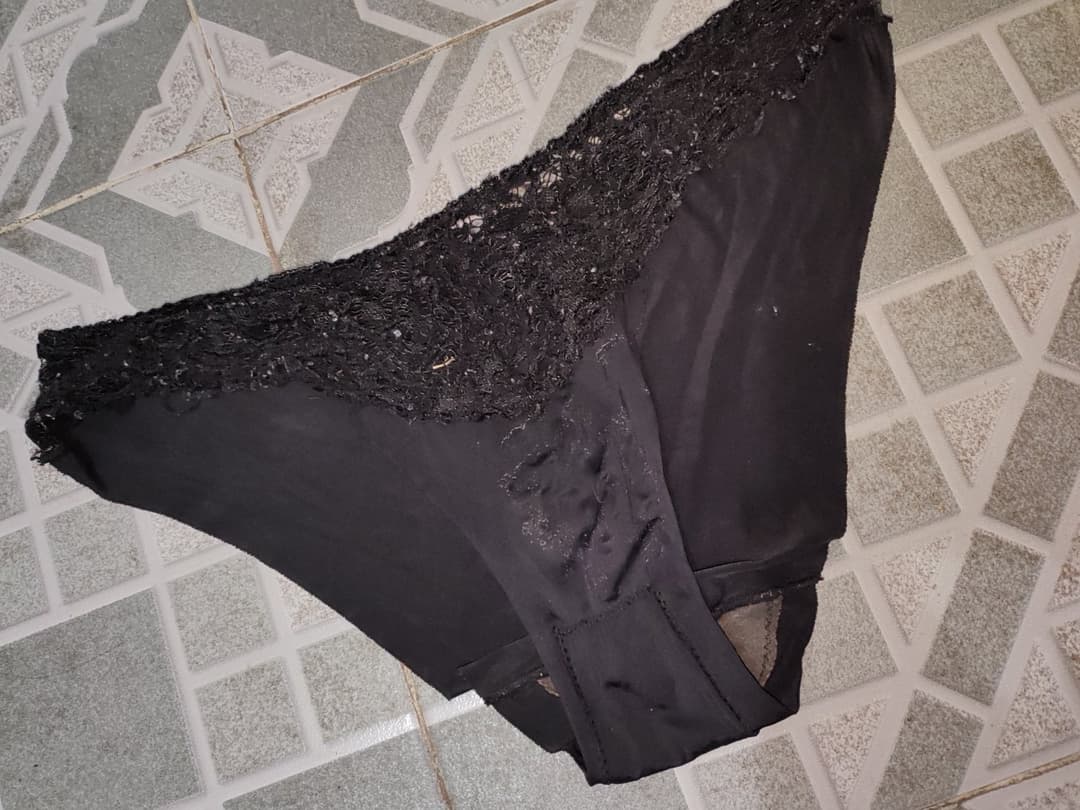 Fetiche, calzones de mi cuñadita y suegra sucios