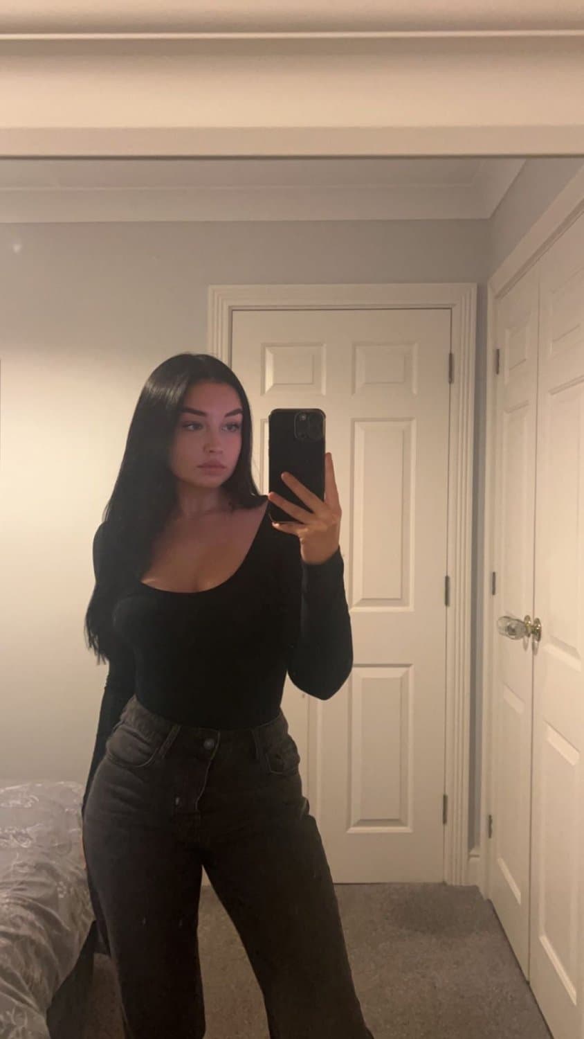 Click to view full size IRL Busty teen slut Phoebe to perv at