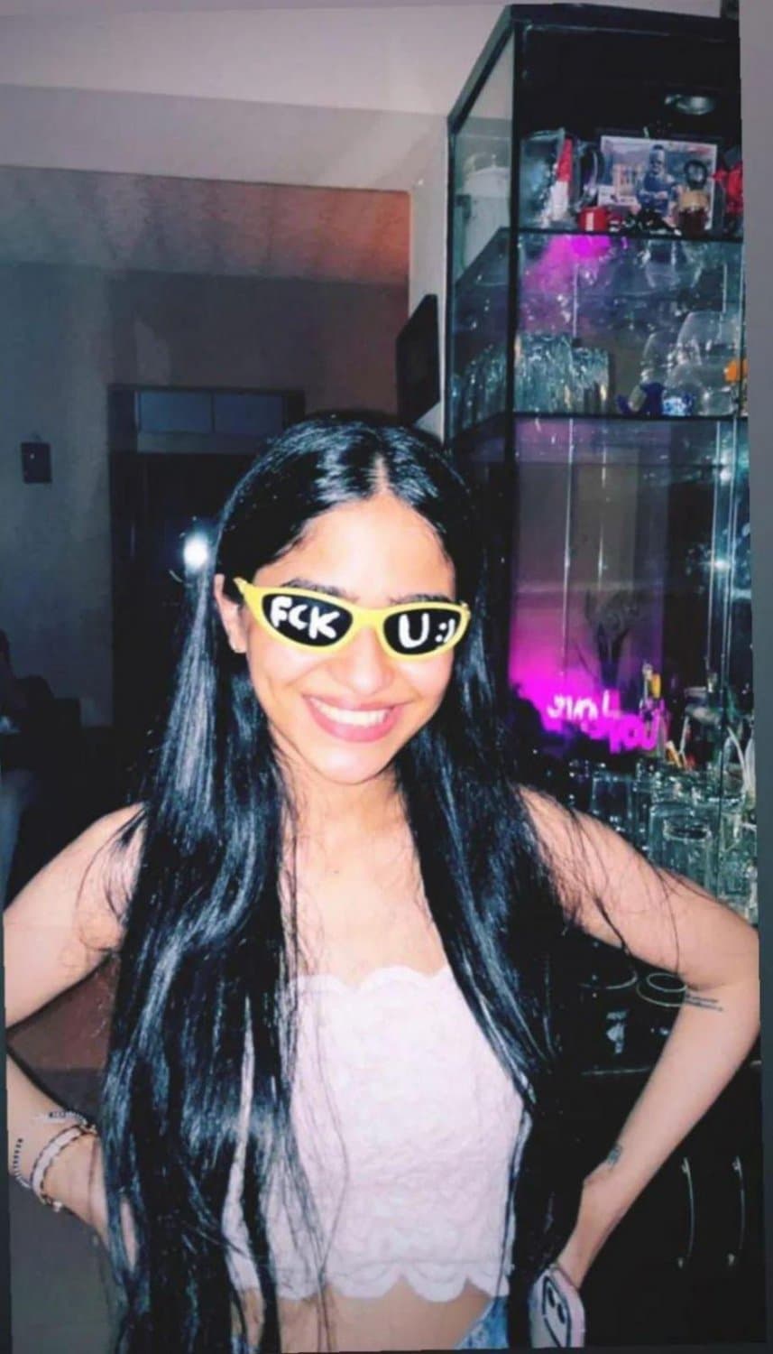 Pooja 21 webslut from India