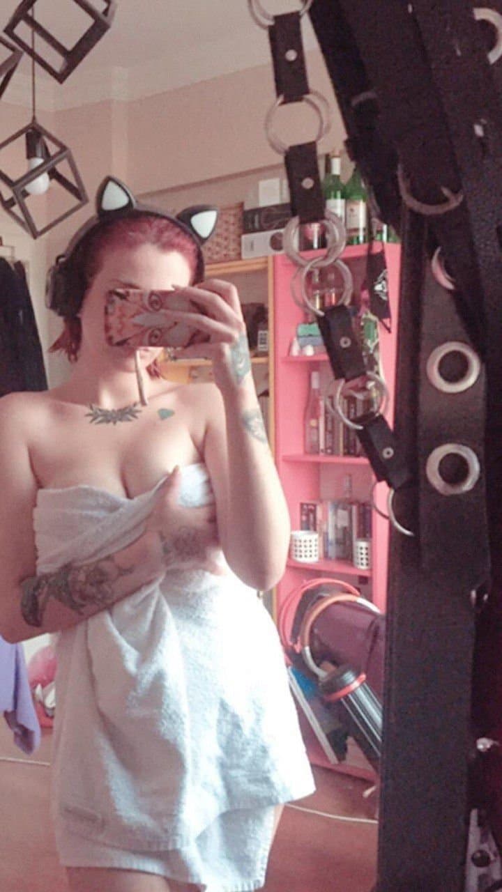 Click to view full size Gorgeous original Turkish Slut Part-2