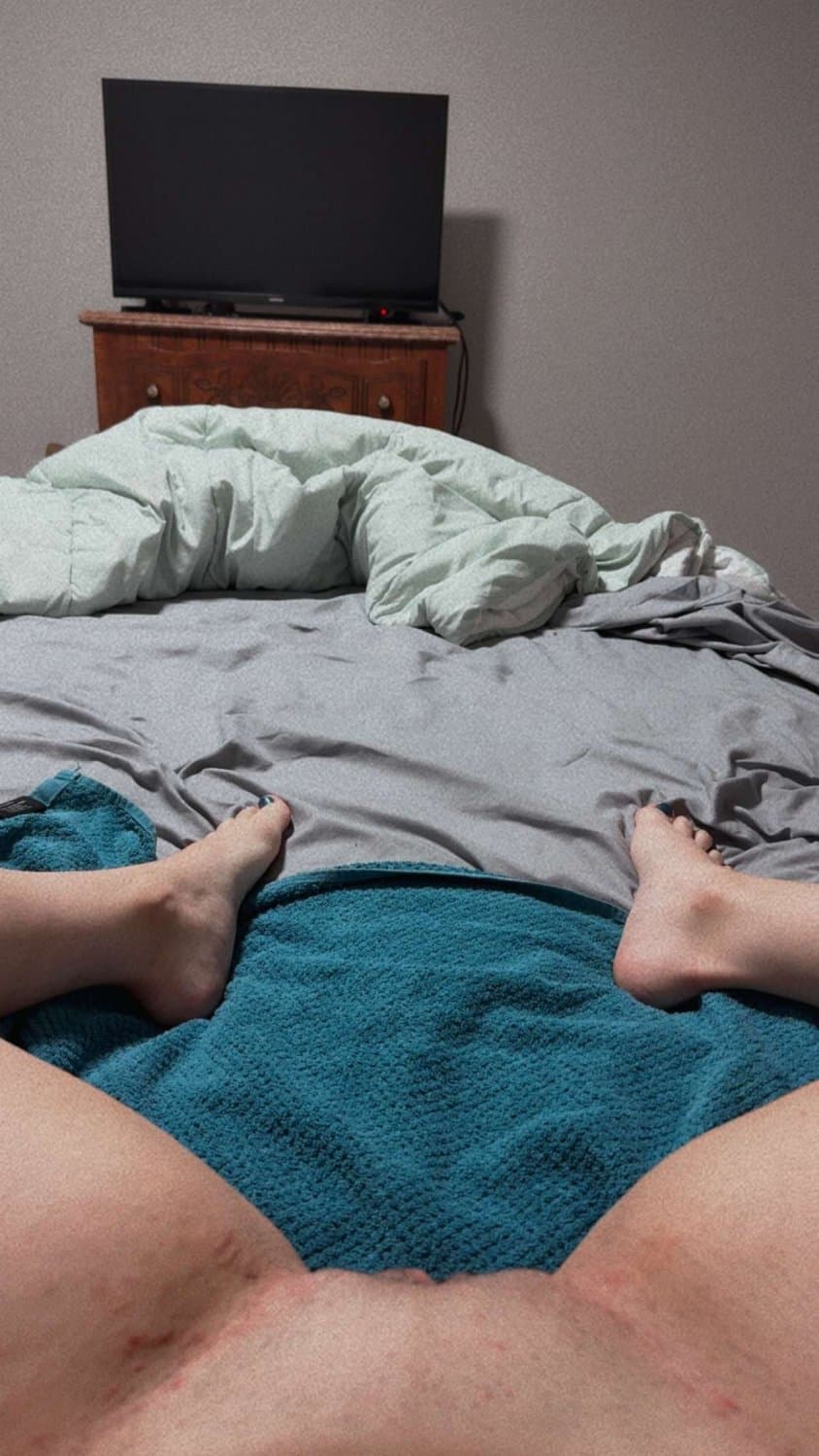 Click to view full size Thick married pawg snow bunny obeying my command on snap. Girls only Add me on snapchat- bbc4urfun