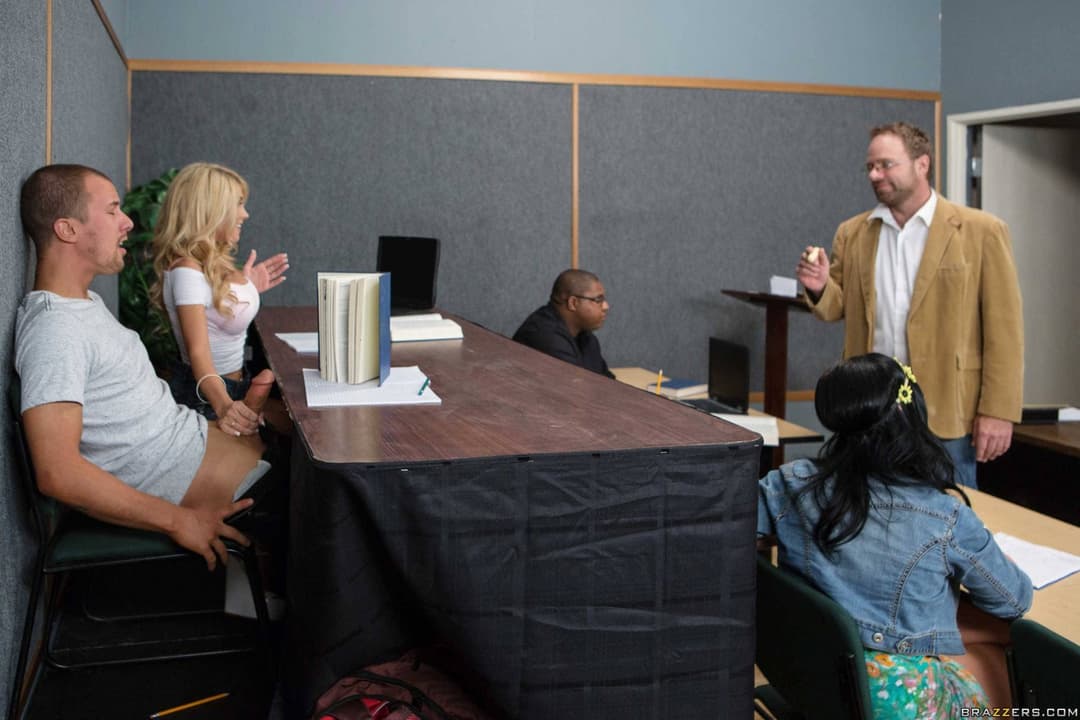 kayla-kayden-back-of-the-classroom