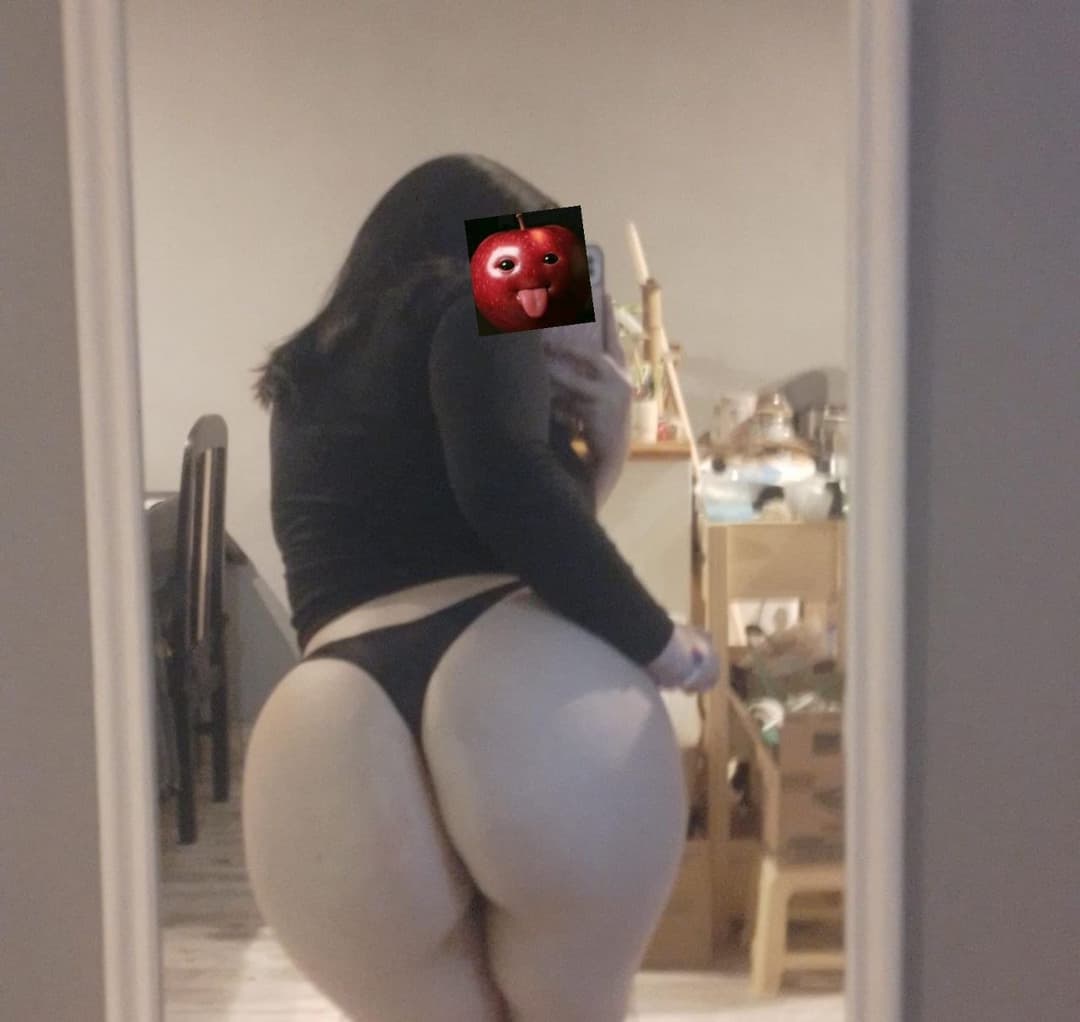 GOTICA ARGENTINA CULONA!????