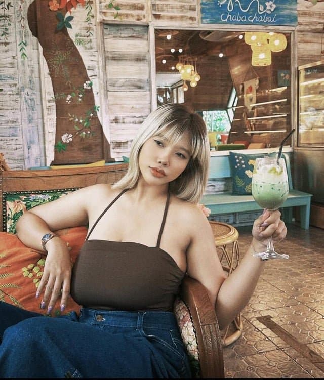 Concealed Huge Asian Melons