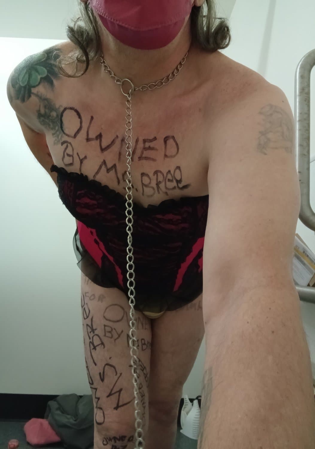 On demand St Louis whore toni fux add her to groups gsell her to truckers duct tape her face to a gh