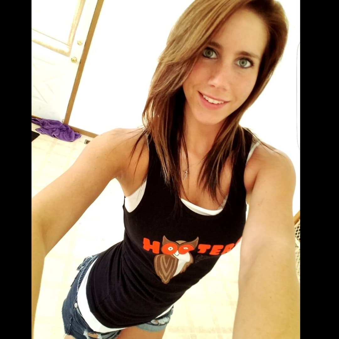 From G G W to weird hypnosis porn, Jessica’s online career didn’t exactly take off ?