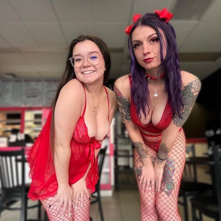 @NG3LIC@ The Slutty Bikini Barista