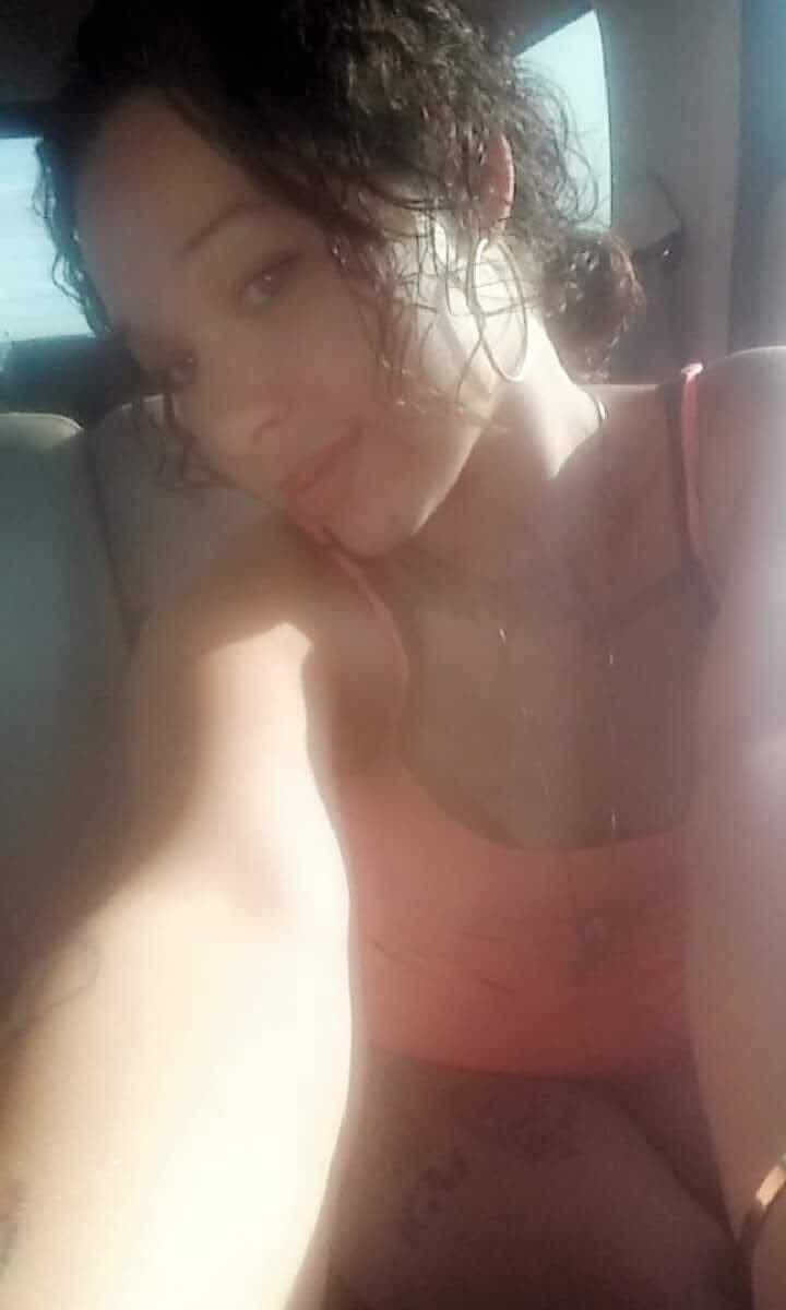 Some pic of a sister that needs some cum in her badly hmu