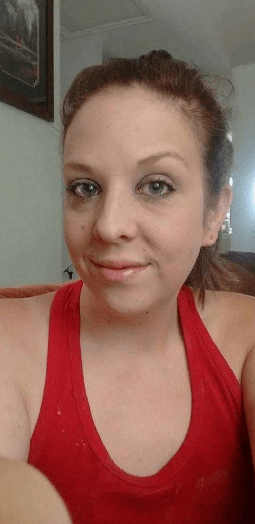 Jennifer pretty face Big Boobs Nice legs in jeans