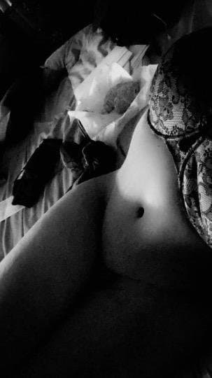 Milf Bitch from Inglewood, CA Now Lives in Vegas Selling Pussy and Doing Massages (50 as of 2025)