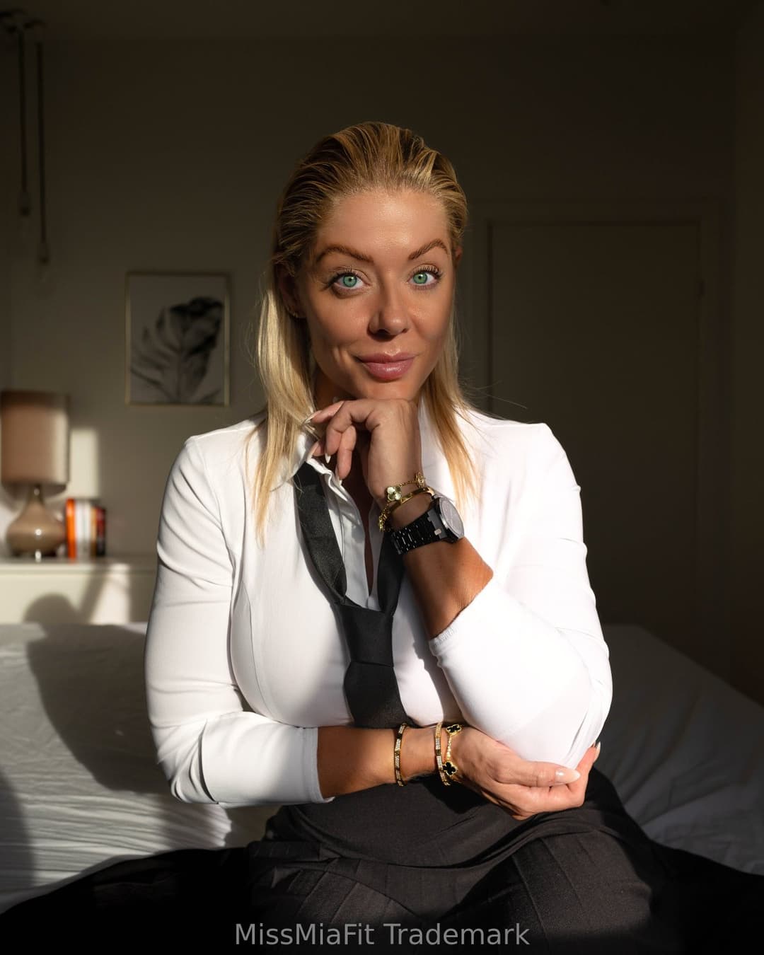 Work attire OF LEGEND