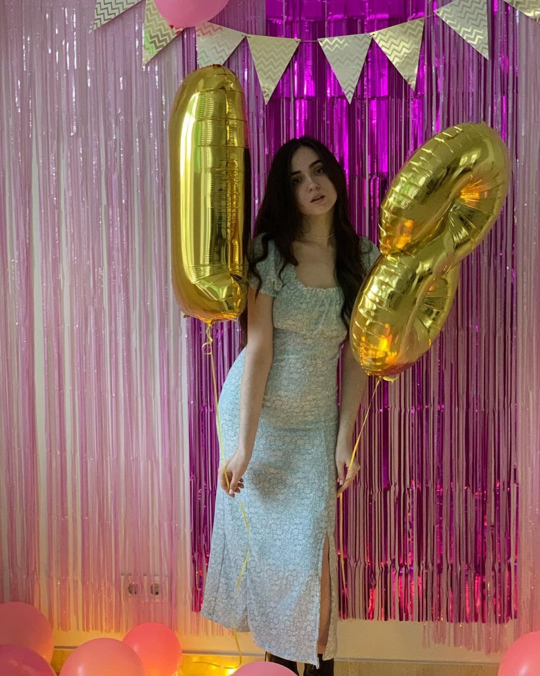 Sexy lips hot feet slut. High heel