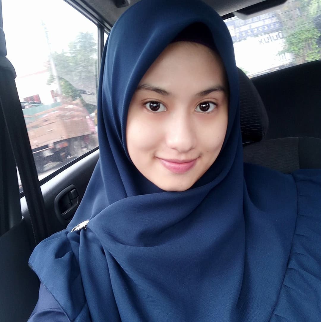 hijab ibu bunda mommy cantik telanjang nude