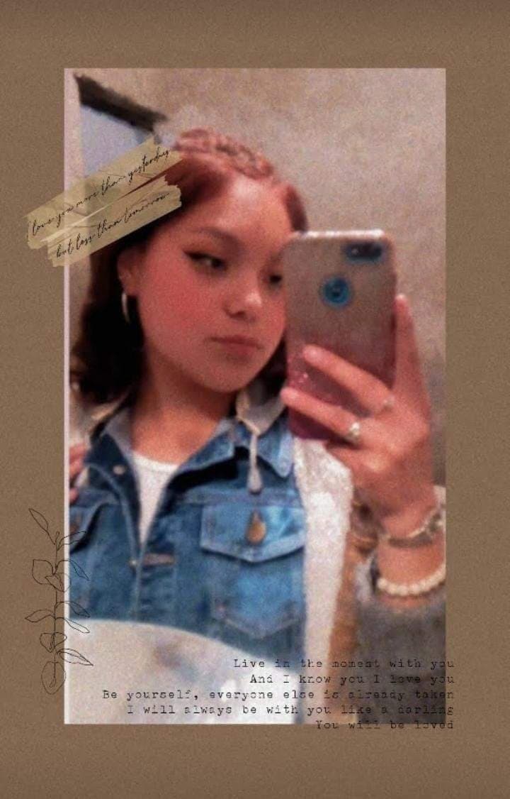 Yeni Chávez hermosa morra tetona