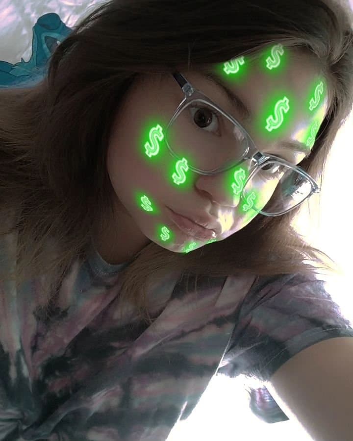 BAD BITCH TT GOONING US FOR FUN