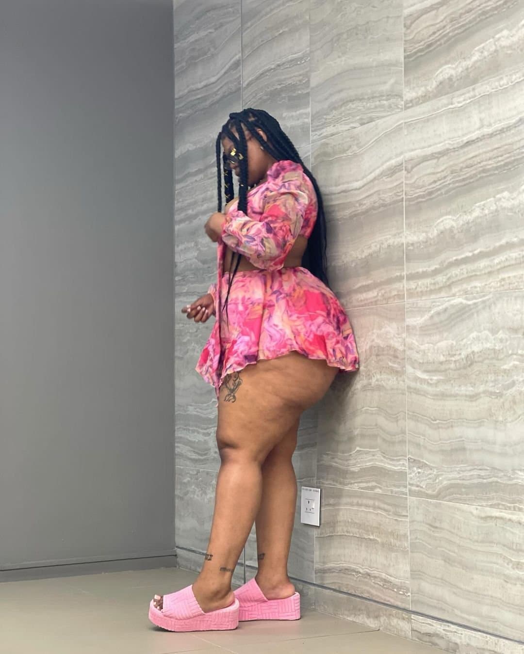 @Ms_Egbfun hourglass pear-shaped South African ass