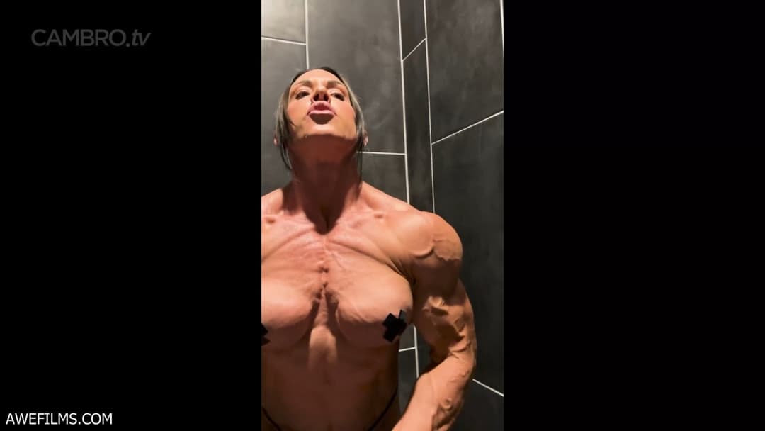 Mrs Priami naked bodybuilding show, an outrageous exhibition of hypertrophic muscles & veins