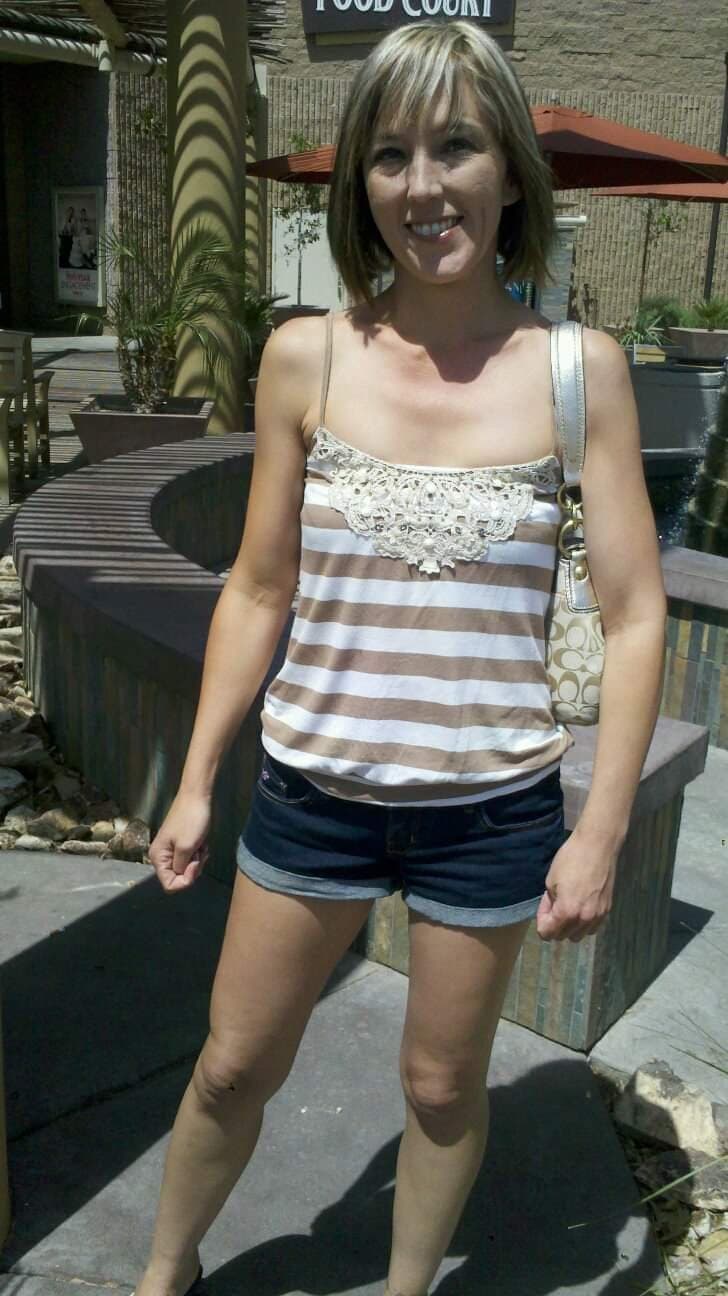 Click to view full size Arizona Nurse & Slut Carrie