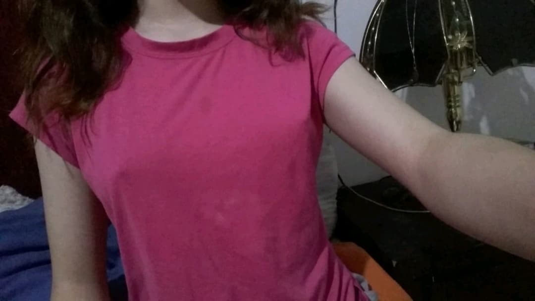 Pack y video de rica mamada, jovencita caliente culona