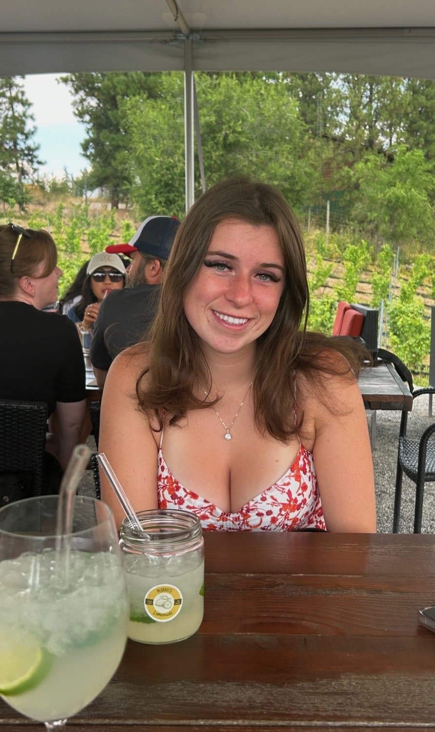 Click to view full size Which sister is hotter Skylar and Alexis