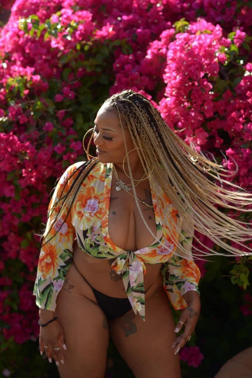 Inglewood CA Milf Age Mid 40s Auntie Massage Therapist Thot I Always Wanted to Fuck