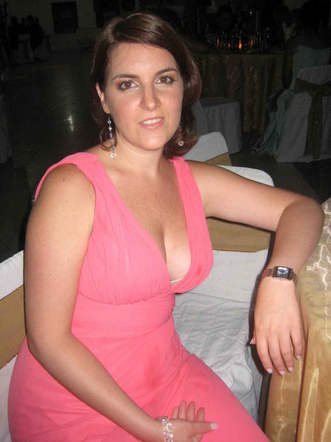 Who is this gorgeous UK lass?