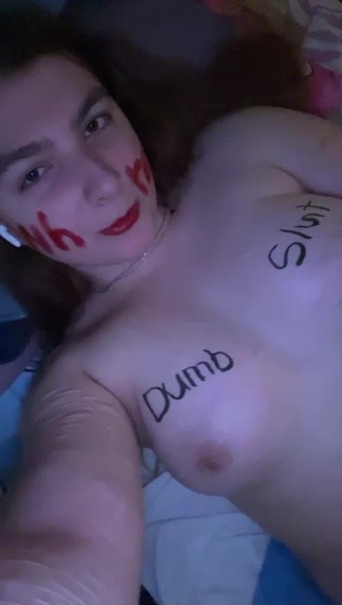 Pee whore Valisha Aygun desperate for attention