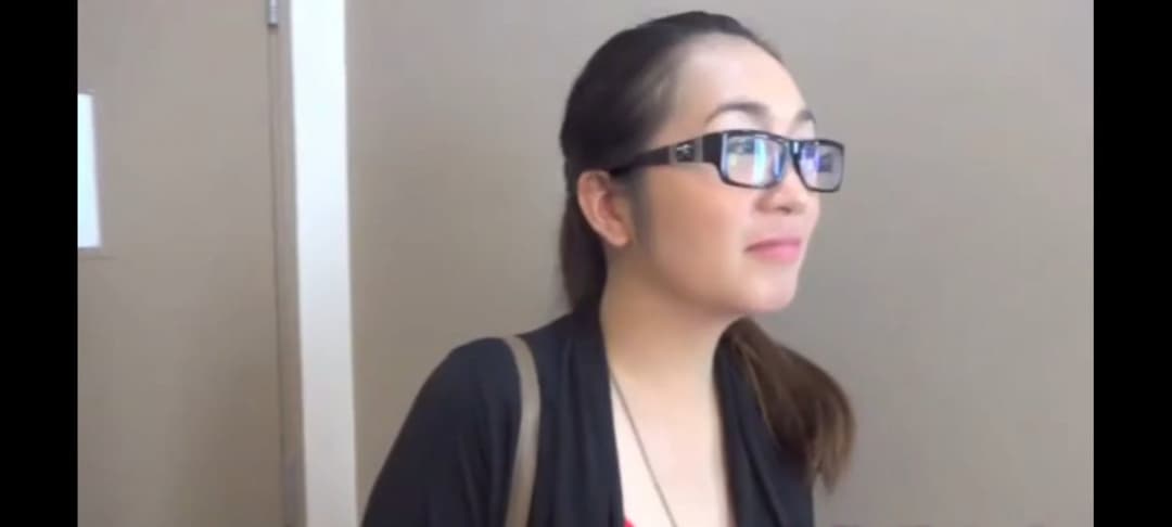 Nerdy thick but hot filipino hooker fucked by tourist in his hote room