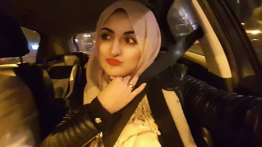 Hijabi Muslim Pakistani Wife Nudes Leaked by Husband