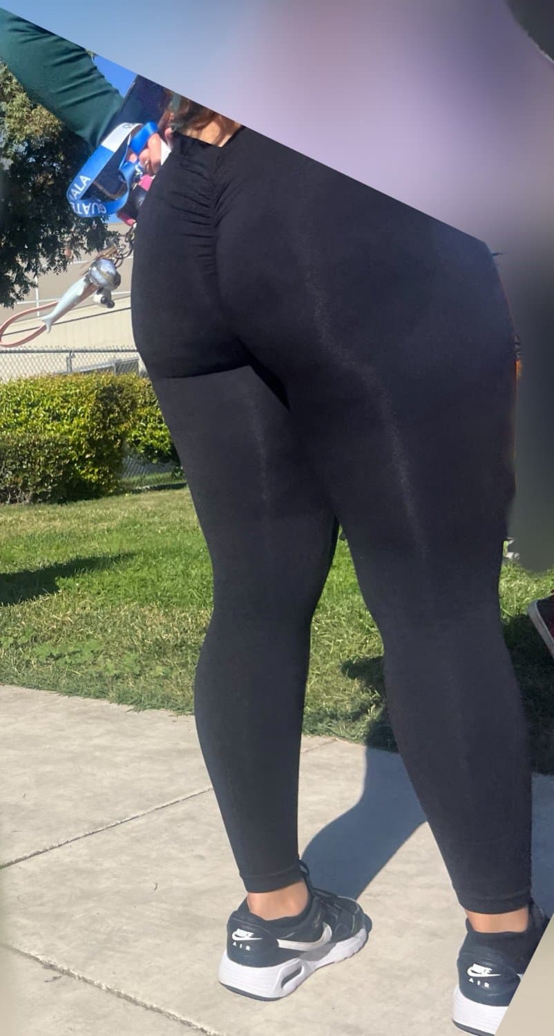Milf Latina with fat ass wears yoga pants everyday for me Part 3