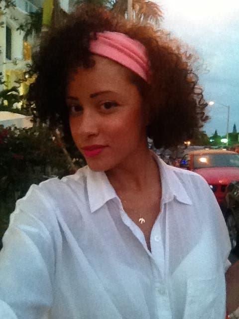 While on spring break, Inez used a fake name while getting naked and masturbating for G G W