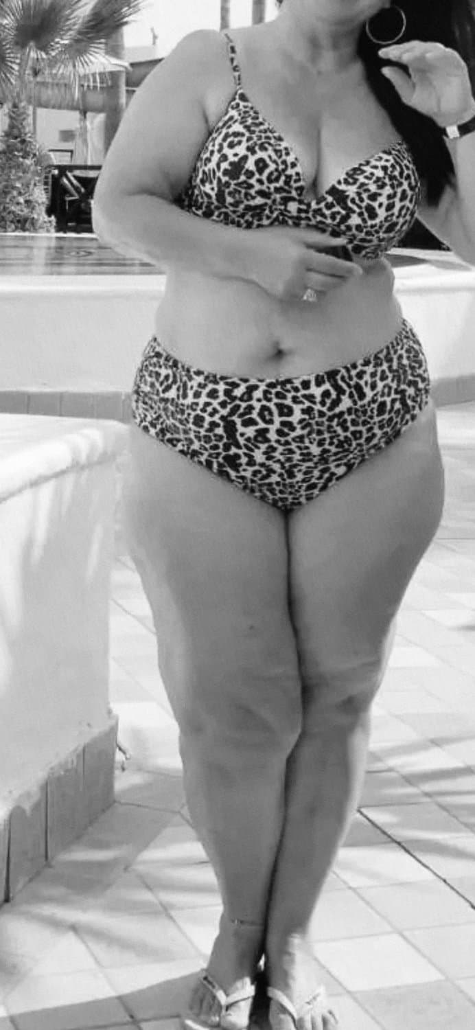 What I love most in the world are wide hips and big ass