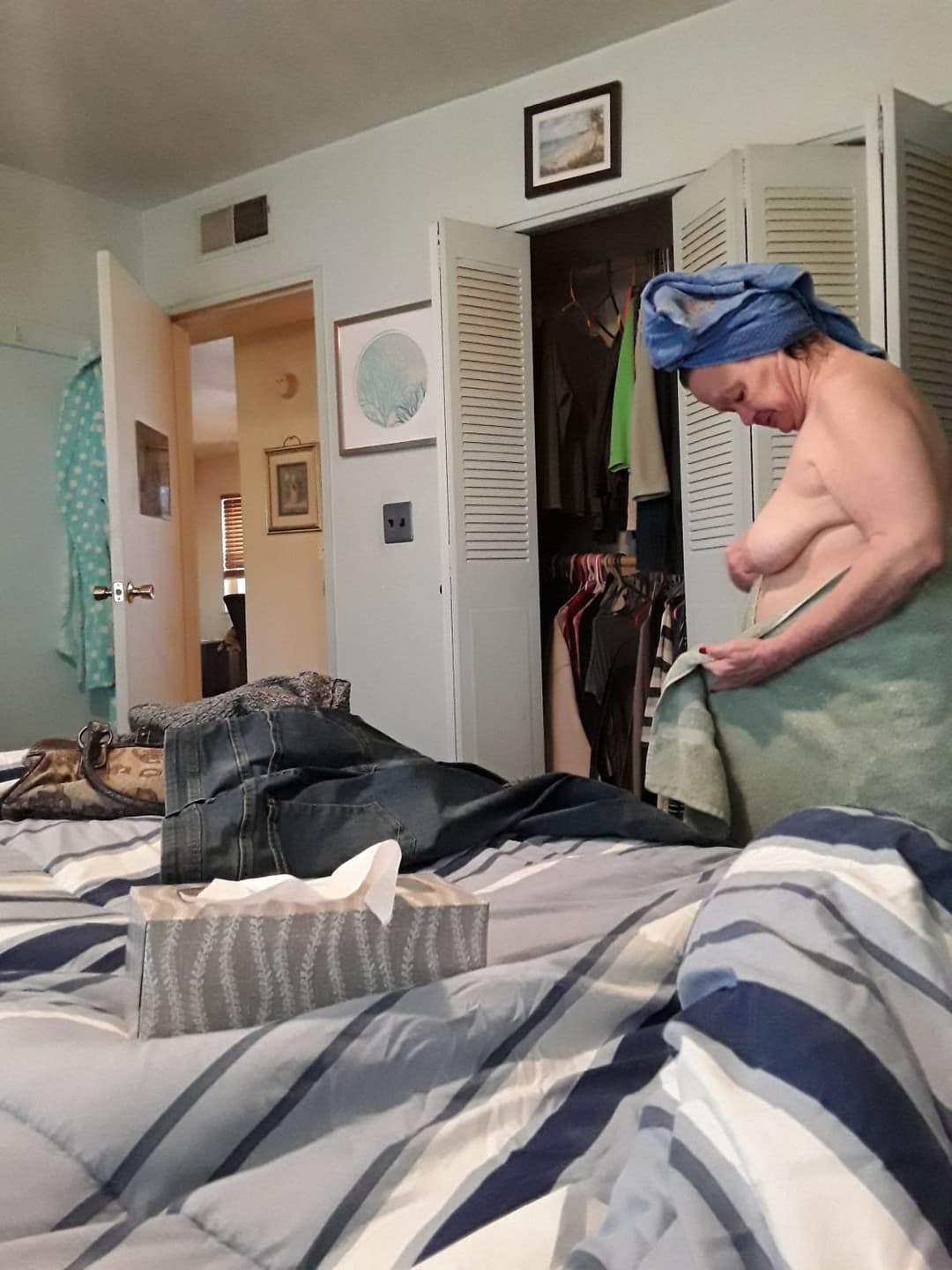 Those intimate private moments with my fat wife. Who wants to share a gallery of your meat here