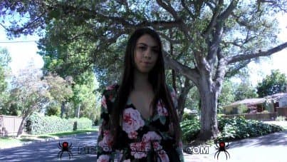 
petite brunette anal casting