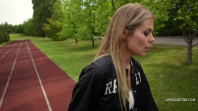 
training the core muscles