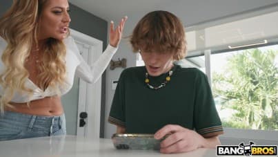 
mom, i have a wanking problem