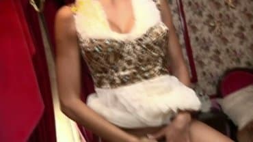 
Georgia Jones & Lela Star