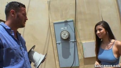 
cable guy and petite latina