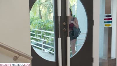 
broke down in the middle of nowhere