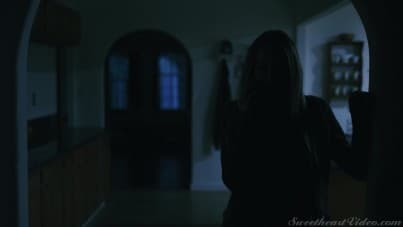 
girls kissing girls, peeping wifey