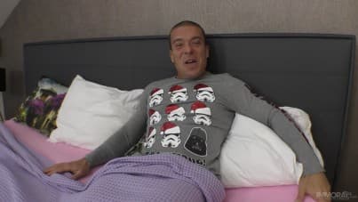 
Grinch gets a taste of huge teen asses