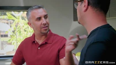 
Courtney lends a helping hand